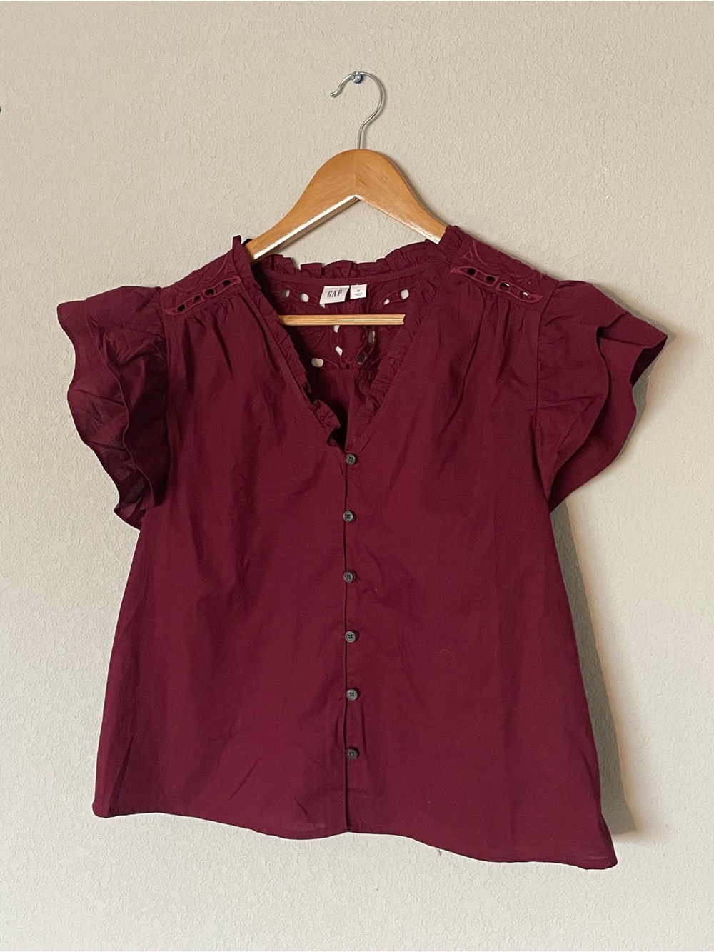 GAP Cotton Button-Front Ruffled Eyelet Embroidery Blouse Medium